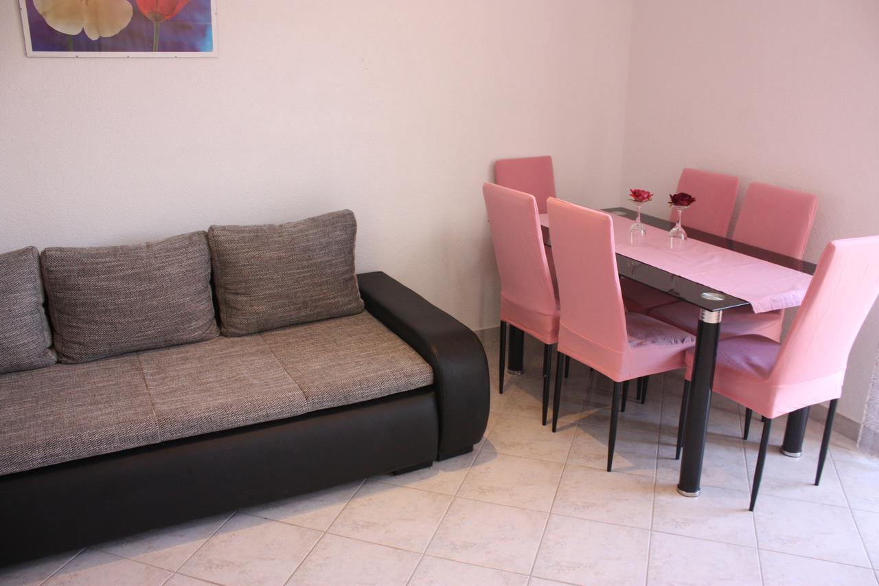 Apartments Tanja & Josipa Pag Town Exterior photo